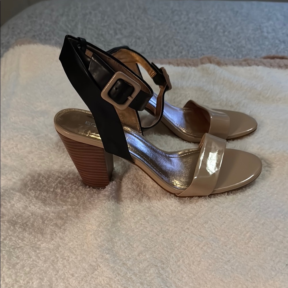 BCBGeneration Beige and Black Heels - Picture 2 of 4